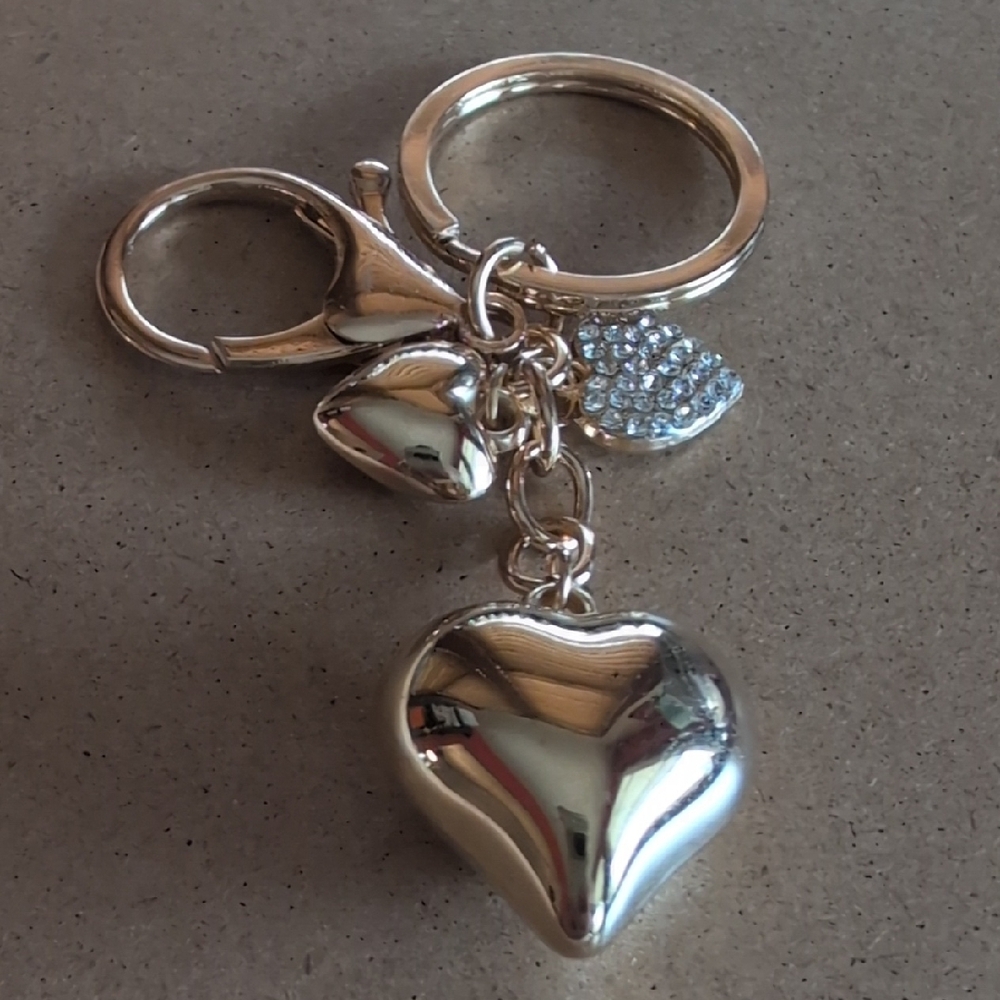 Chic Gold Heart Keychain Bag Charm with Rhinestones